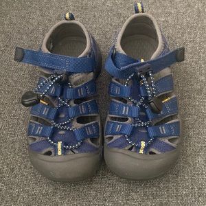 Keen Kids size 11 washable sandal.